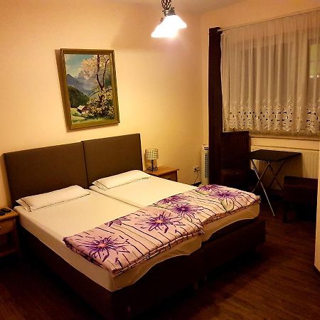 Pension Balkan Айзенхюттенштадт Экстерьер фото