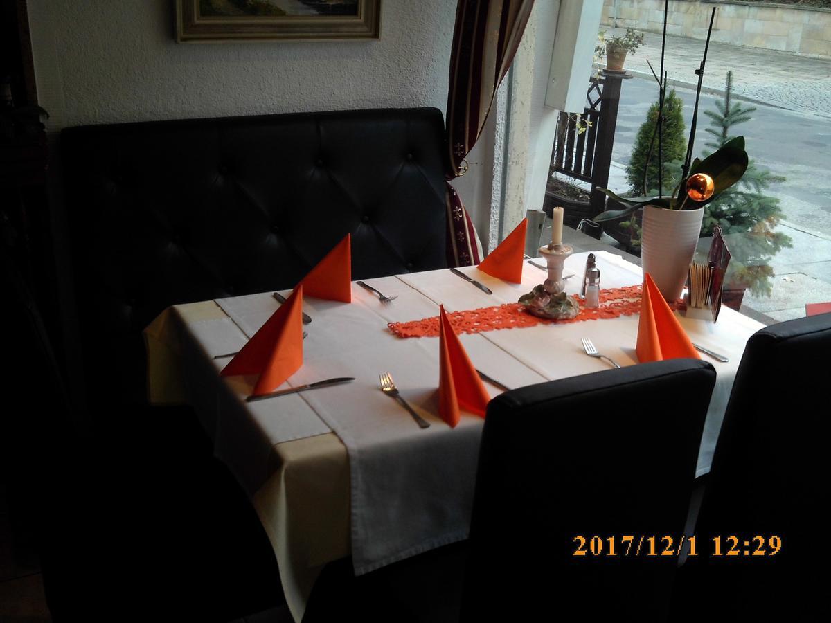 Pension Balkan Айзенхюттенштадт Экстерьер фото