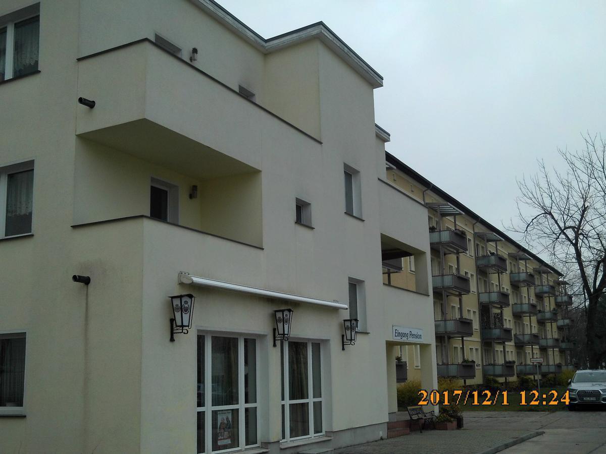 Pension Balkan Айзенхюттенштадт Экстерьер фото